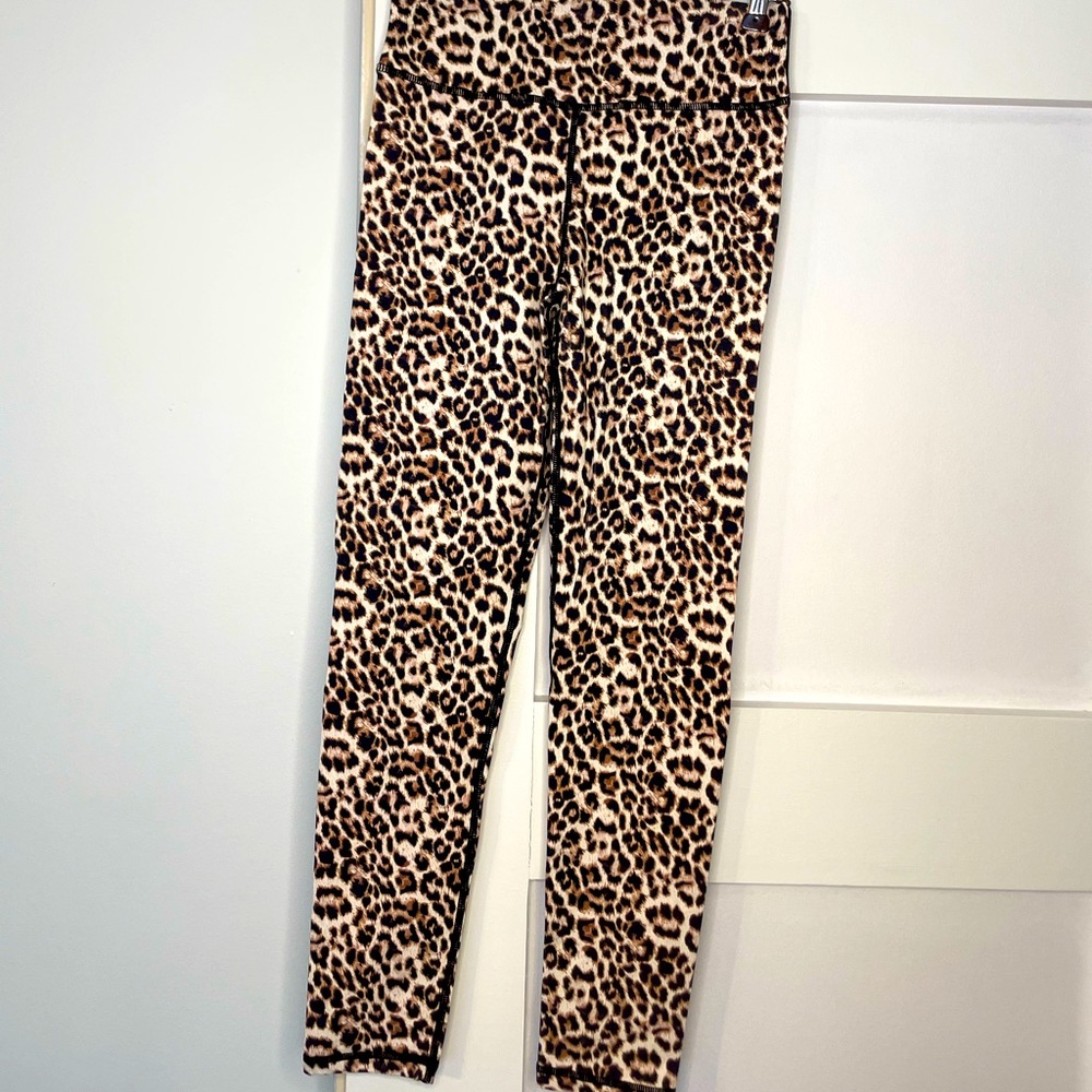 Zyia leopard tights